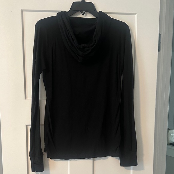 Purdue Black Hooded Shirt with Gold Sequin P Logo - Picture 3 of 3